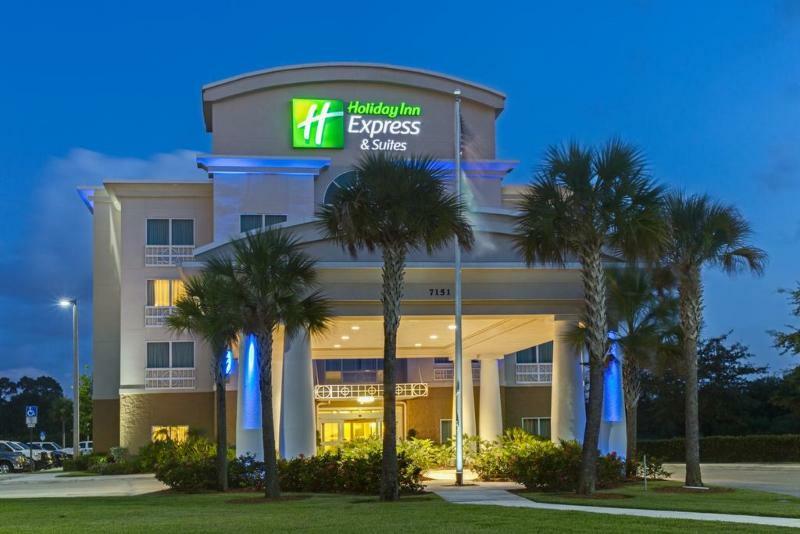 Holiday Inn Express Hotel & Suites Fort Pierce West Bagian luar foto