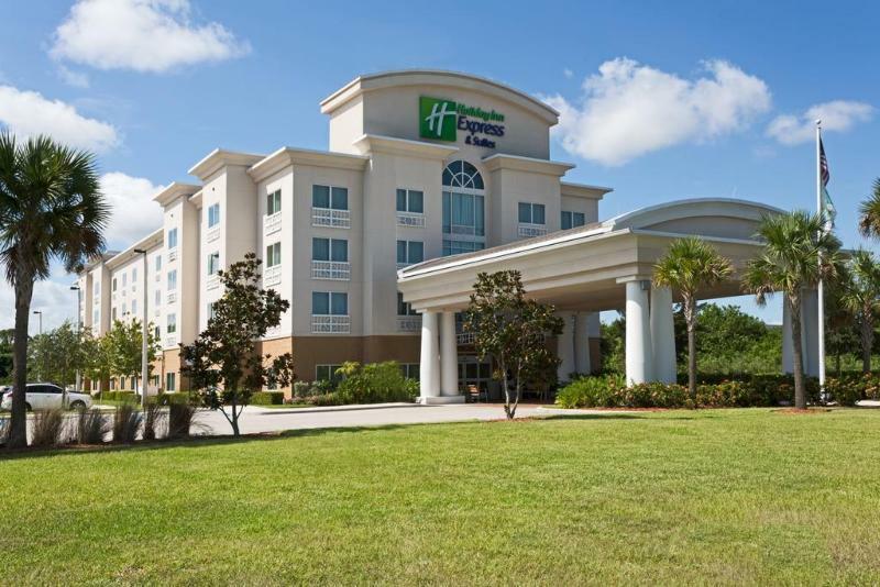 Holiday Inn Express Hotel & Suites Fort Pierce West Bagian luar foto